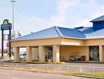 Days & By Wyndham Motel