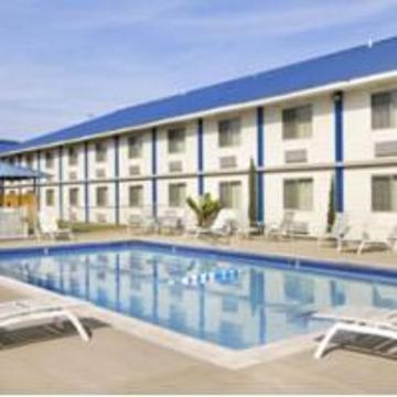 Days & By Wyndham Motel