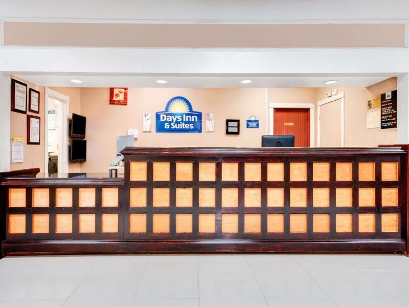 Days & By Wyndham 3* Laredo